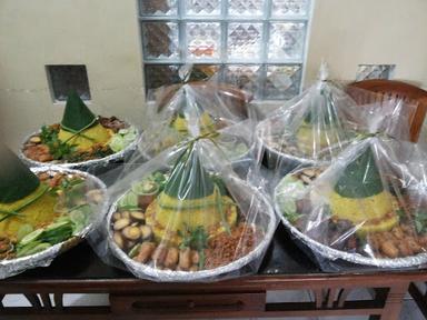 NASI KUNING IBU ASEP