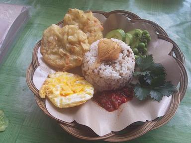 NASI T.O SAUNG KURING