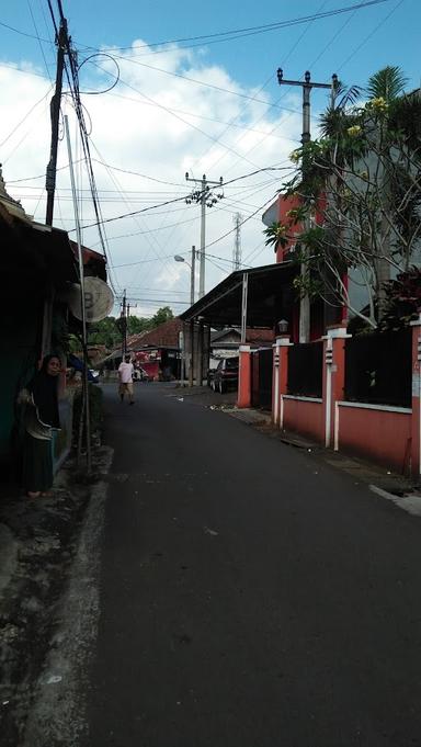 WARUNG SEBLAK MAMA NAZWA