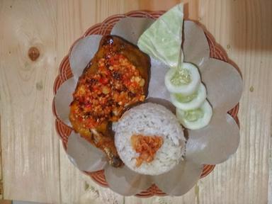 BANDAR AYAM CHICKEN GEPREK RANDEGAN