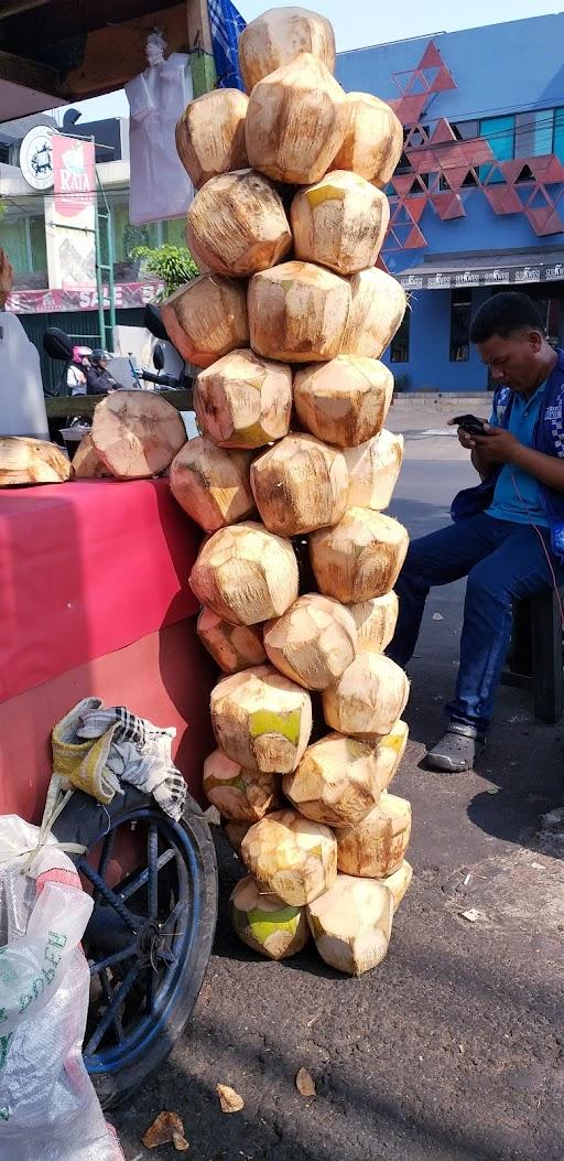 ES KELAPA MUDA ASLI BARAYA