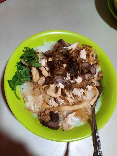 BUBUR AYAM KHAS RADIO DALAM, BLOK M