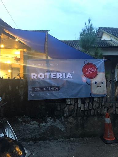 WAROENG ROTERIA