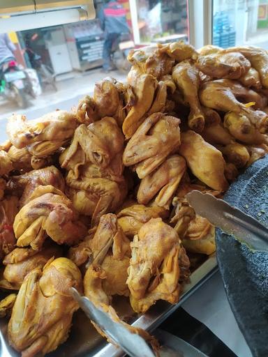 AYAM PENYET MAS KUNCUNG