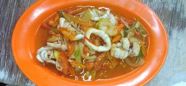 BAKMI & SEAFOOD 99