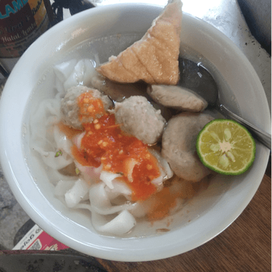 BAKSO GEPENG MAS SLAMET KANTIN ITJEN KEMENDIKBUD