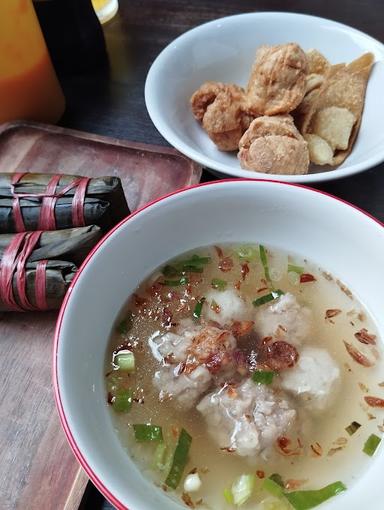 BAKSO KACHAK MAKASSAR TAMAN LANGSAT