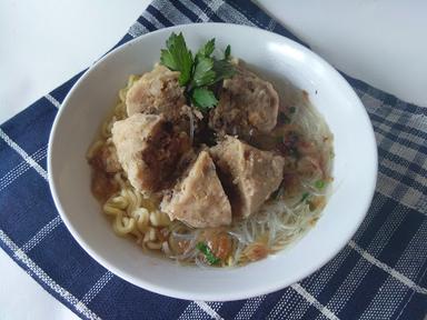 BAKSO MIE AYAM MAS TENGKLENG