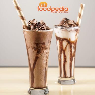 FOODPEDIA KEBAYORAN BARU