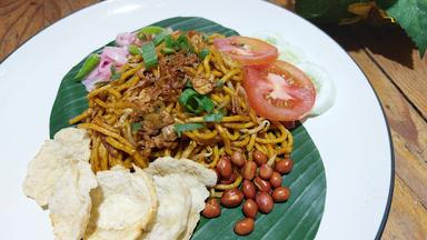 MIE ACEH PAKUBUWONO