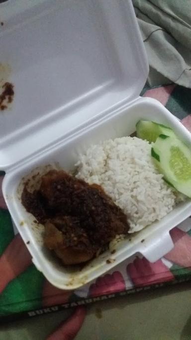 NASI BEBEK MADURA MBAK RU'AH