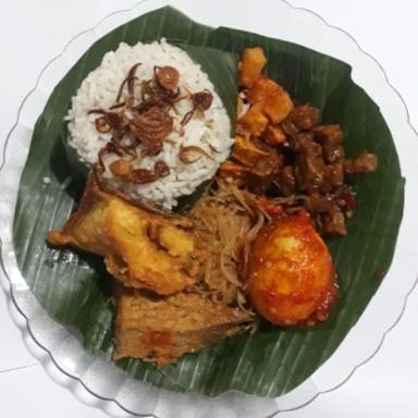 NASI UDUK & AYAM KREMES IBU INNA KARET CABANG 001