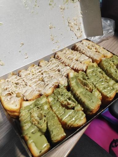 ROTI BAKAR PREMIUM LOYANG SANTA