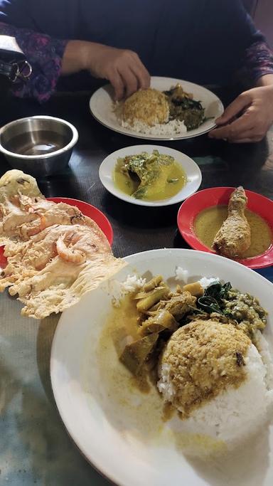 RUMAH MAKAN PIAMAN LAWEH DAMAI RAYA