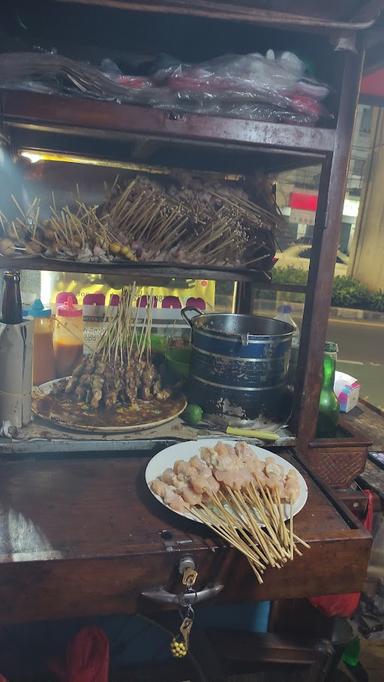 SATE AYAM TAICHAN ACONG MAYESTIK