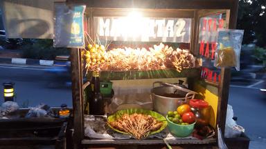 SATE AYAM & KAMBING CAK SOLEH, MAYESTIK