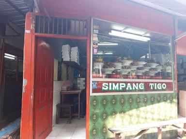 SIMPANG TIGO RUMAH MAKAN