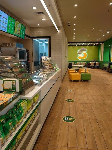 SUBWAY - SENAYAN CITY MALL (INSIDE FOODHALL)