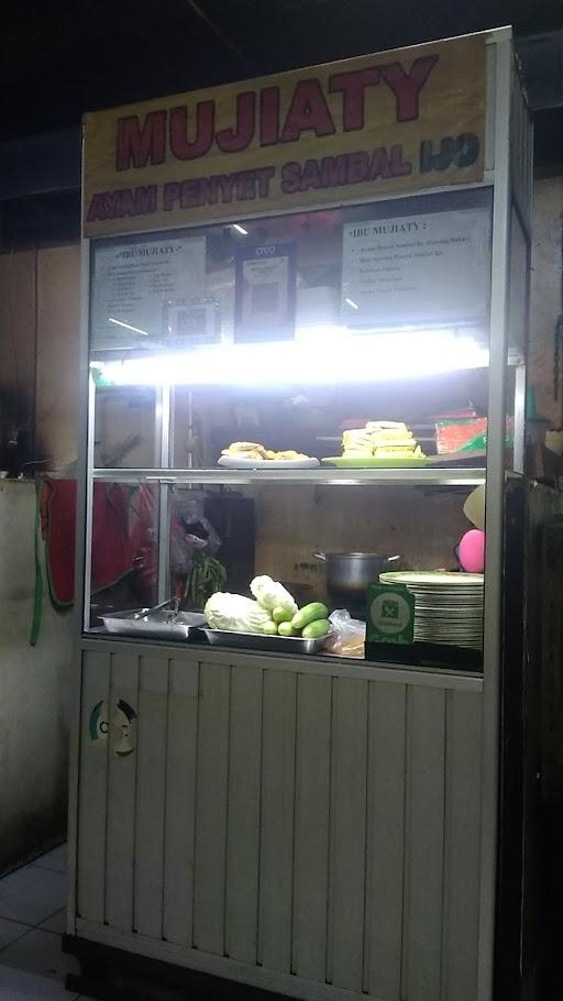 WARUNG BASEMENT KARYAWAN PLAZA SEMANGGI AYAM PENYET BU MUJIATI