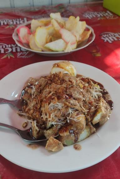 WARUNG GADO GADO DAN KETOPRAK DARSA