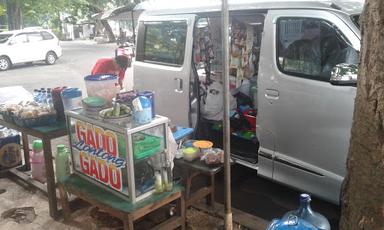 WARUNG GADO-GADO DAN NASI RAMES BAPAK AMIR