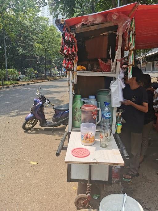 WARUNG M2KHAS SUNDA BU LIS