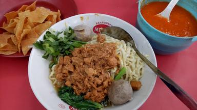 MIE AYAM NANA BM