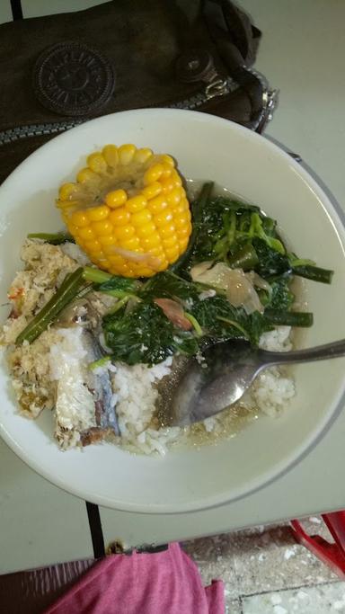 MIE AYAM BAKSO PANGSIT 'PAK MIEN'