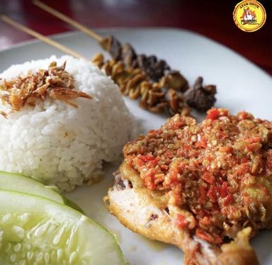 AYAM GEPUK PAK GEMBUS - TERAS GANDARIA