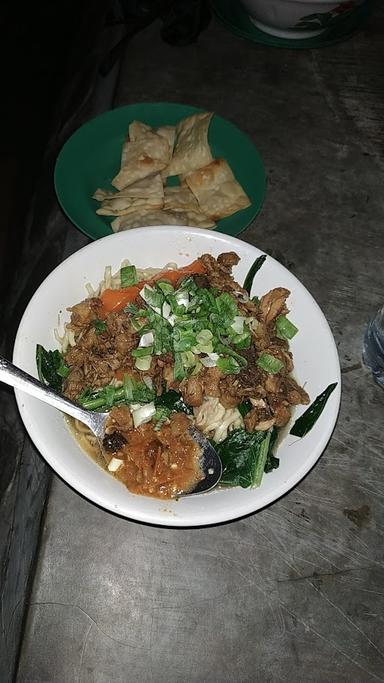 MIE AYAM BAKSO M RAHMAN