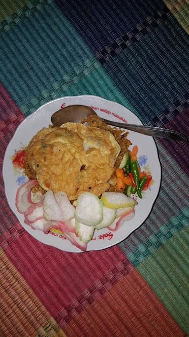 NASI GORENG CEMPLON