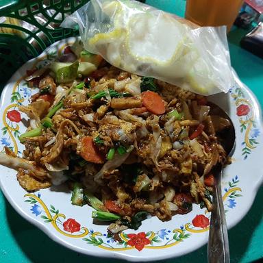 NASI GORENG GILA. POJOK PATAL SENAYAN