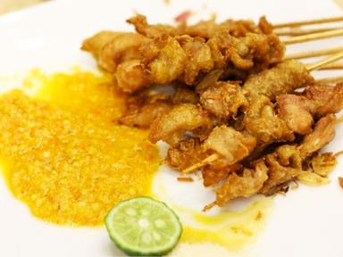 SATE TAICHAN & SATE AYAM R.R