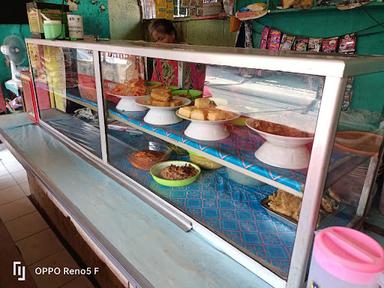 WARUNG MAKAN BUDE