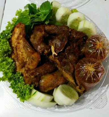 AYAM KUDUS (MAS YESI)