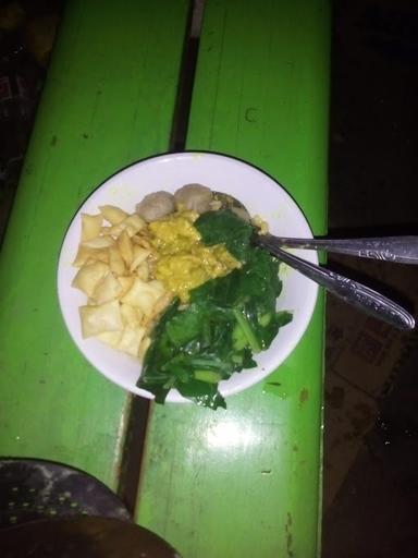 BAKSO SAPI & MIE AYAM BU HERLINA