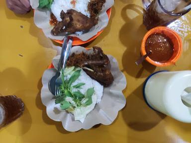 BEBEK GORENG PURNAMA GKA