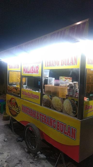 MARTABAK DAN TERANG BULAN MALABAR