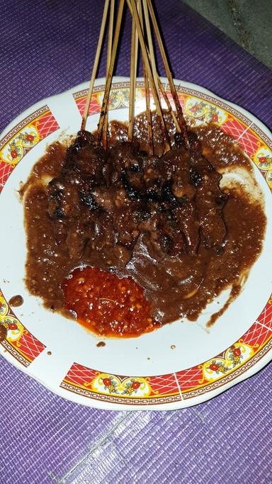 SATE TOMBO WETENG