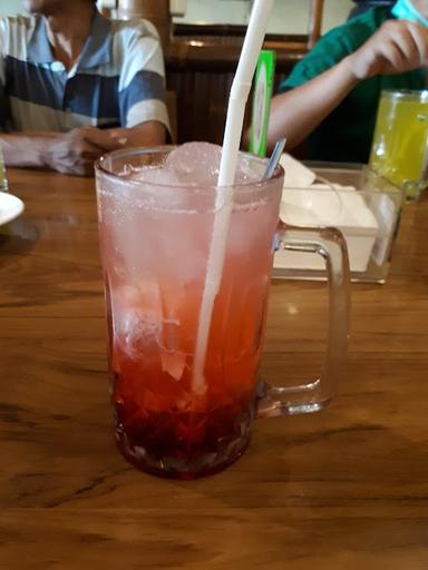 WARUNG LESEHAN SEGORO MADU