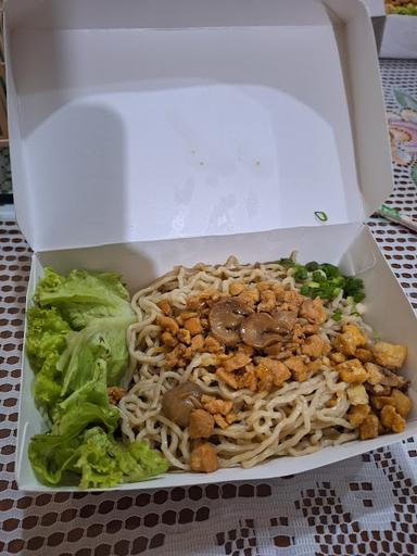 BAKMIE ZHU