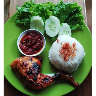 ANEKA NASI DAN BAK MIE