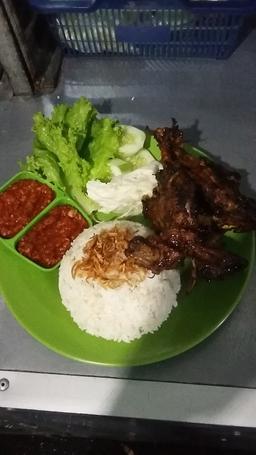 Photo's Ayam & Bebek Bakar Tosiga