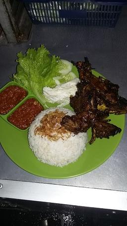 Photo's Ayam & Bebek Bakar Tosiga