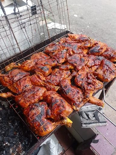 AYAM PENYET DAN BAKAR ALL STAR