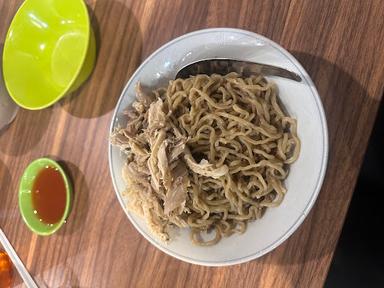 BAKMI ONO GREENVILLE