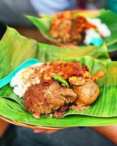 GUDEG KRECEK JOGJA DAPUR MANGGUT-MANGGUT