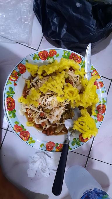 KEDAI ASINAN & SOTO MPO YATI