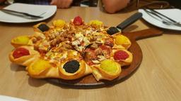 Photo's Pizza Hut Restoran - Kebun Jeruk