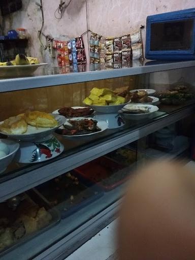 WARUNG NASI PEMALANG MBA ROH